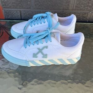 Off-White  Low Vulcanized Canvas Sneakers White Light Blue Sz 39 /Us 8.5-9W/7.5M